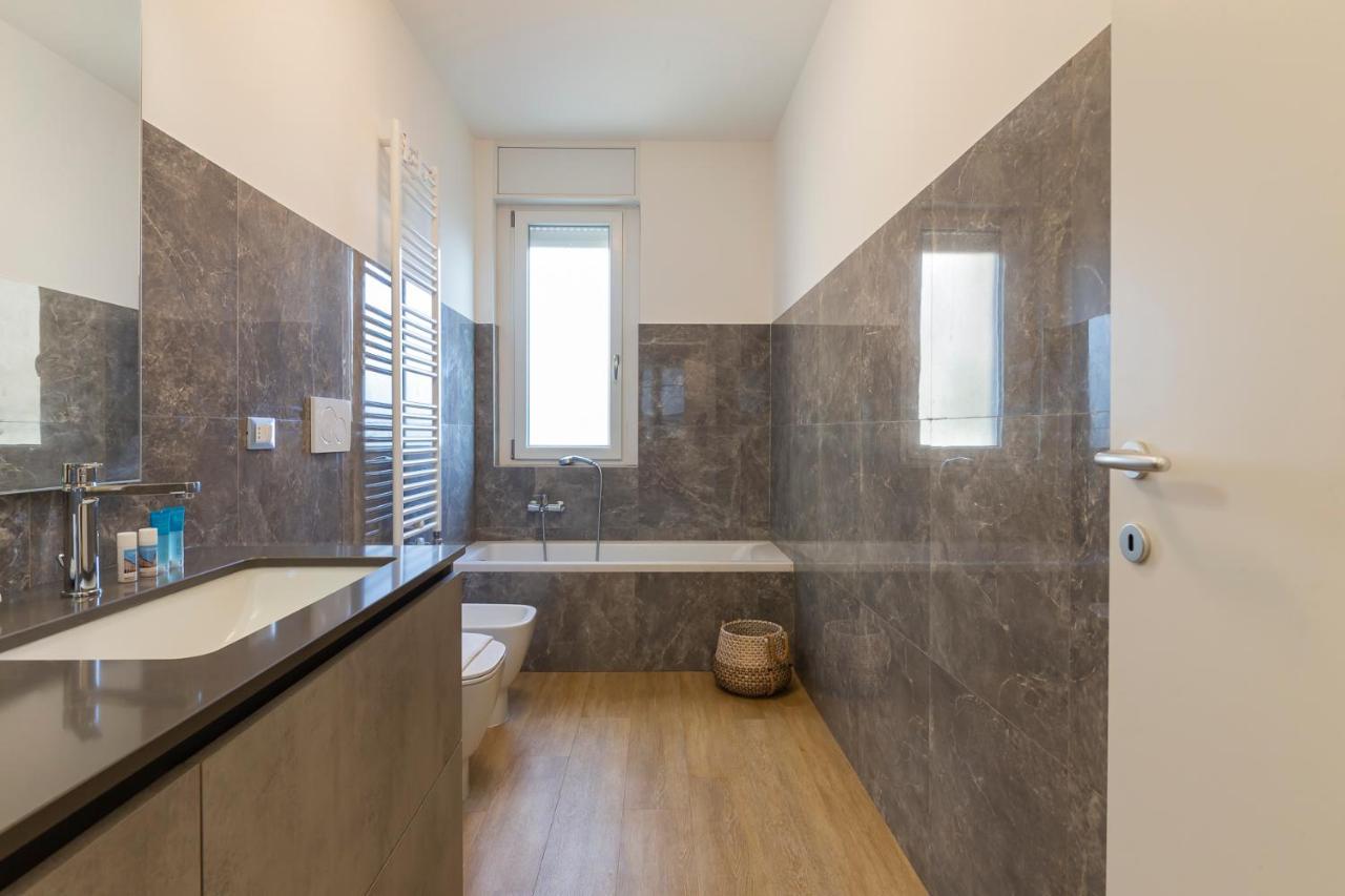 Luxury Apartment Near Navigli - Anemoni 5 Milan Exterior photo